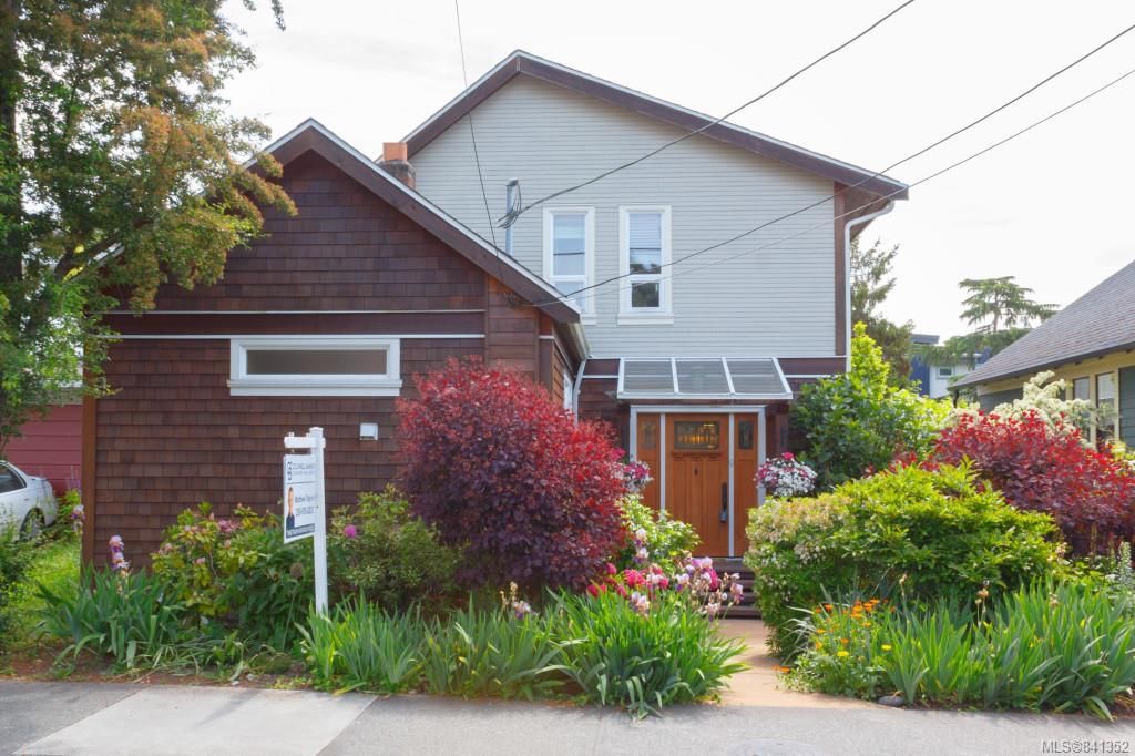 I have sold a property at 149 St. Lawrence St in Victoria
